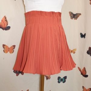 DO + BE Size S Pleated Orange Skort